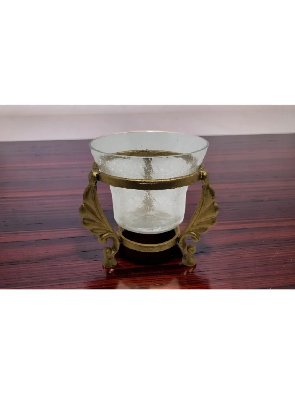 vintage gold color metal leaf design 3-leg crackled glass candle holder. 5.5